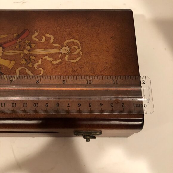 Pretty VTG Wooden footed Box with Violin decal on top, velvet lined - Picture 6 of 9